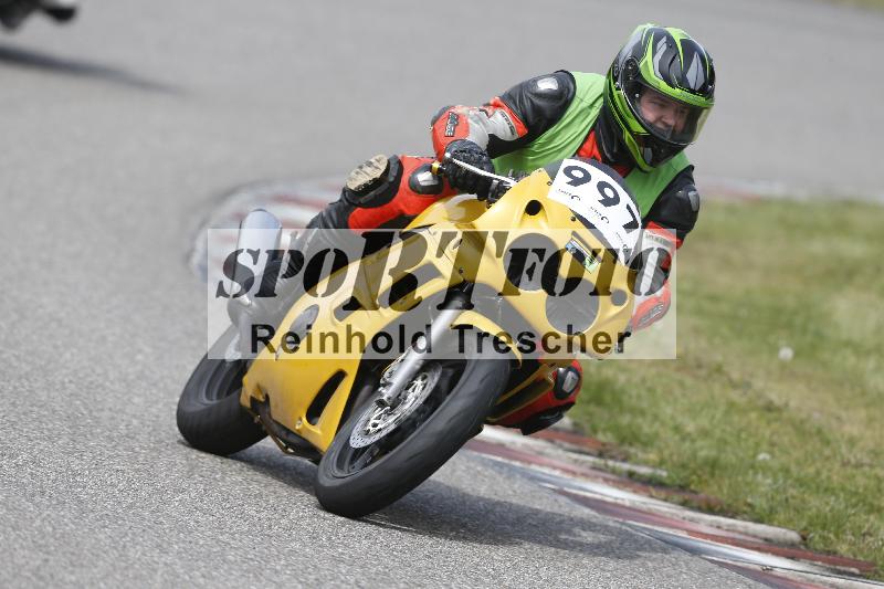 /Archiv-2025/07 19.04.2025 Speer Racing ADR/Instruktorentraining/997